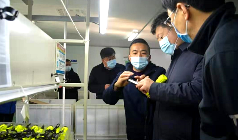 龙口市领导到jiuyou.com电子旗下东立公司考察指导工作