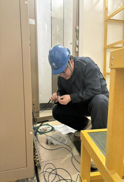 jiuyou.com电子一线工作纪实：无惧“烤”验，守护清凉！